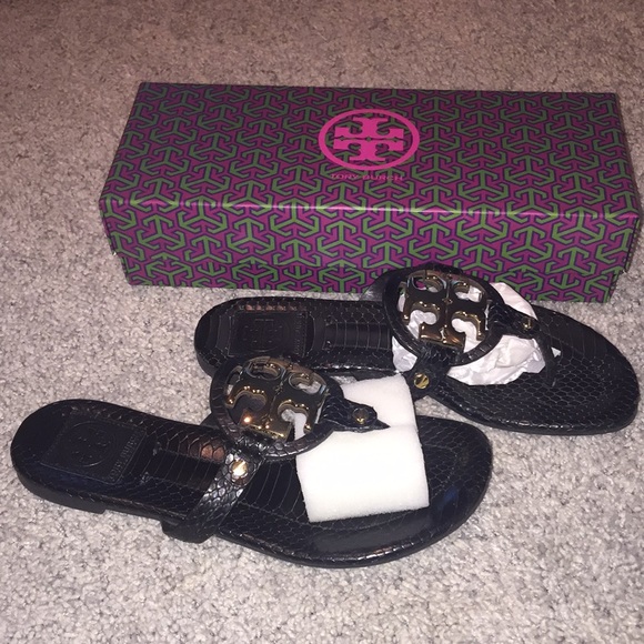 Tory Burch Amanda sandals - Picture 1 of 5